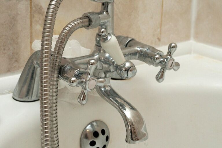 bathtub faucet