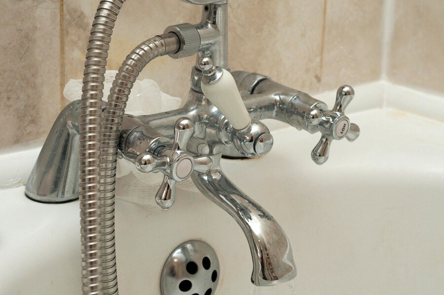 bathtub faucet